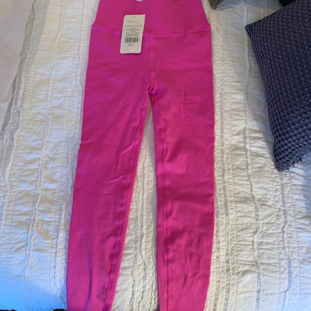 Fabletics legging - Picture 2 of 4